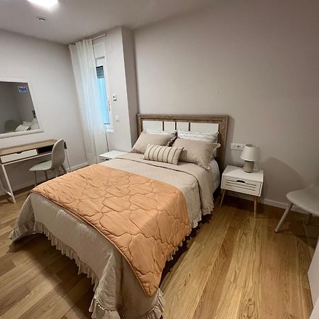 Vivienda Ronda Muralla A Estrenar Daire Lugo Dış mekan fotoğraf